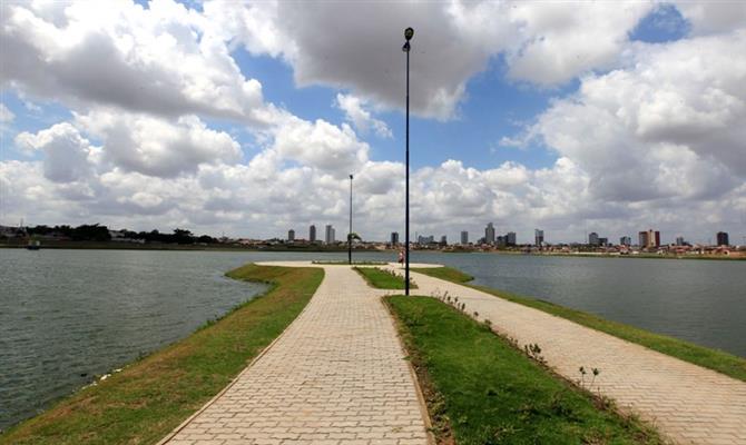 Lagoa Grande, em Feira de Santana (BA)